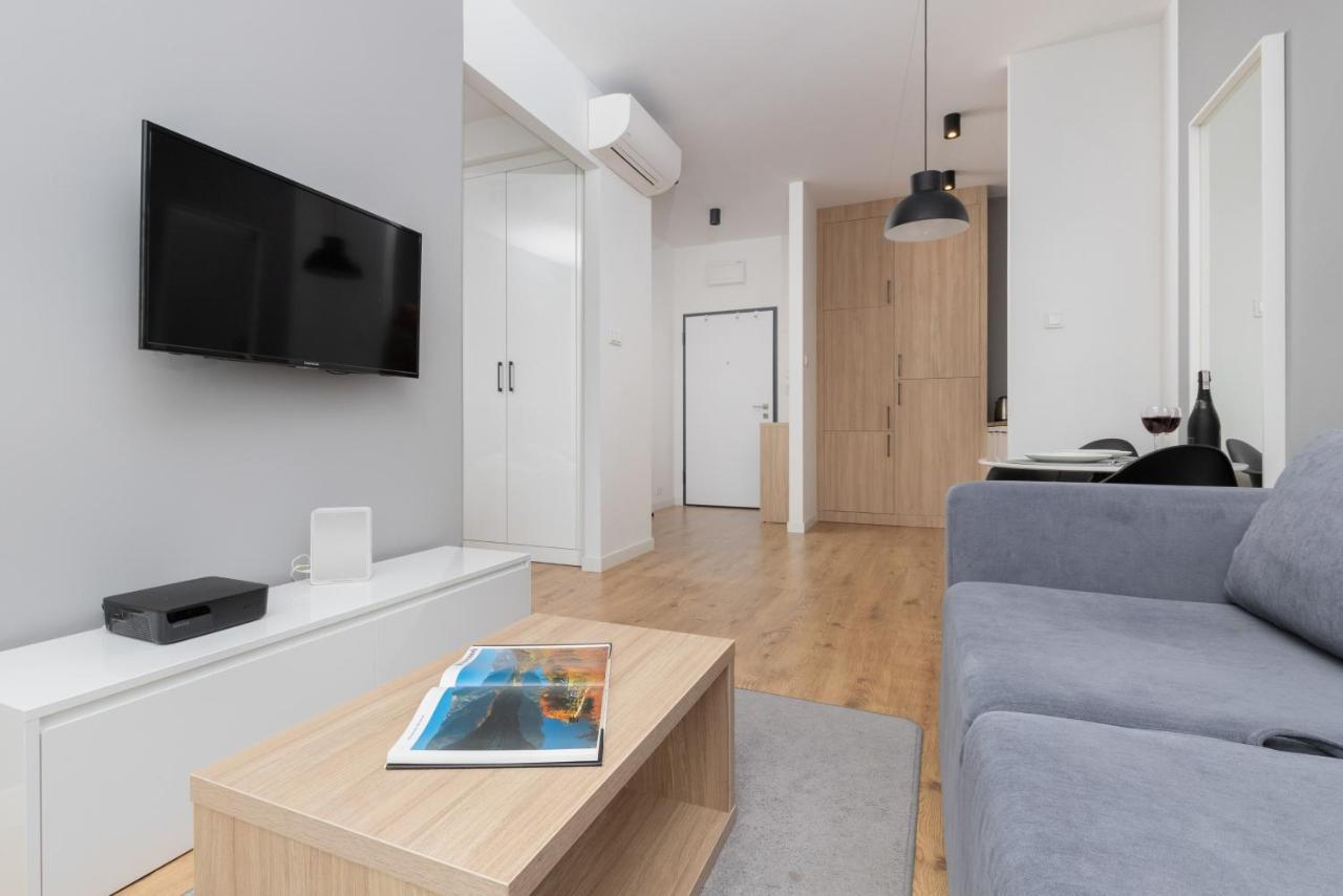 Slawinska Apartment Warsaw Wola By Noclegi Renters Kültér fotó